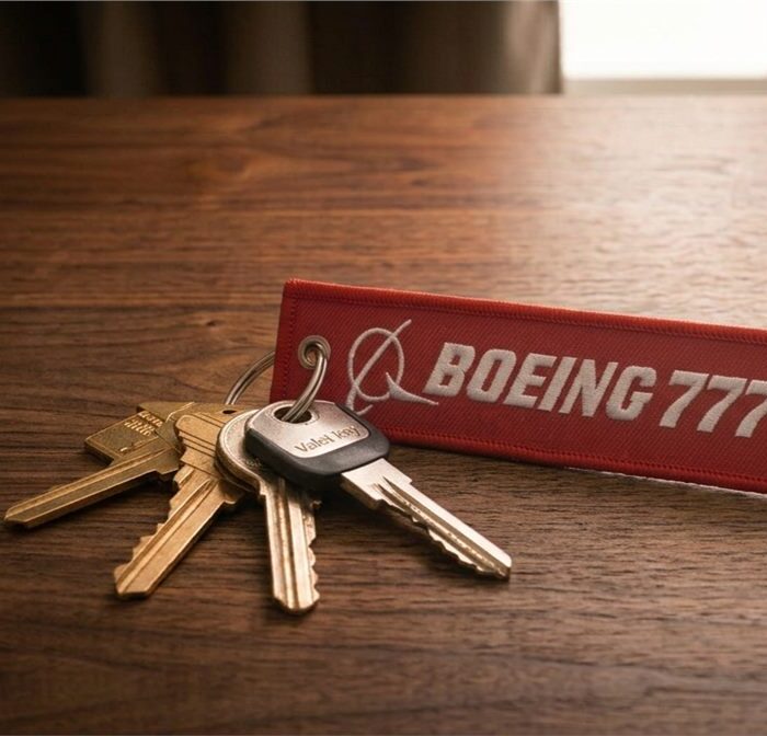 Boeing 777 Keyring