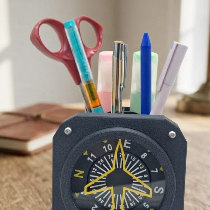Heading Indicator Clock With Pen Stand